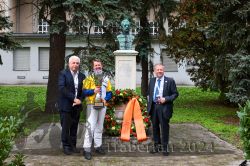 Dateiname=20241014_r08_4_109_CR5_0653.jpg
Dateigröße=456KB
Abmessungen: 1000x667
hinzugefügt am: 16. Oktober 2024 20241014_r08_4_109_CR5_0653.jpg