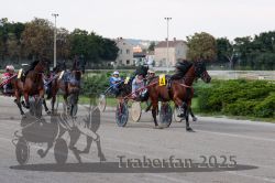 Dateiname=20250810_r04_053_R04_0098.jpg
Dateigröße=296KB
Abmessungen: 1000x667
hinzugefügt am: 16. August 2025 20250810_r04_053_R04_0098.jpg