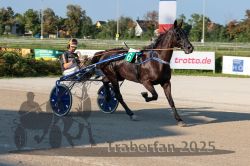 Dateiname=20250810_r06_027_R06_0057.jpg
Dateigröße=326KB
Abmessungen: 1000x667
hinzugefügt am: 17. August 2025 20250810_r06_027_R06_0057.jpg