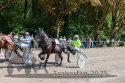 Dateiname=20250815_r04_032_R04_0238.jpg
Dateigröße=484KB
Abmessungen: 1000x667
hinzugefügt am: 17. August 2025 20250815_r04_032_R04_0238.jpg