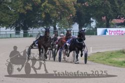 Dateiname=20251009_qu1_026_QU1_0131.jpg
Dateigröße=301KB
Abmessungen: 1000x667
hinzugefügt am: 09. Oktober 2025 20251009_qu1_026_QU1_0131.jpg