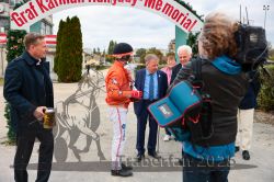 Dateiname=20251012_r08d_024_CR5_0423.jpg
Dateigröße=339KB
Abmessungen: 1000x667
hinzugefügt am: 14. Oktober 2025 20251012_r08d_024_CR5_0423.jpg