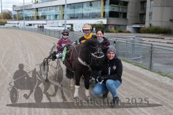 Dateiname=20251026_mt_084_MTT_0353.jpg
Dateigröße=339KB
Abmessungen: 1000x667
hinzugefügt am: 27. Oktober 2025 20251026_mt_084_MTT_0353.jpg