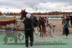 Dateiname=20251026_r05_117_R05_0428.jpg
Dateigröße=312KB
Abmessungen: 1000x667
hinzugefügt am: 28. Oktober 2025 20251026_r05_117_R05_0428.jpg