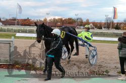 Dateiname=20251026_r06_089_R06_0381.jpg
Dateigröße=325KB
Abmessungen: 1000x667
hinzugefügt am: 28. Oktober 2025 20251026_r06_089_R06_0381.jpg